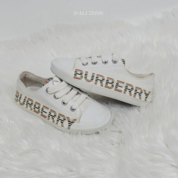 Burberry Other - Burberry Kids Larkhall Icon Stripe Logo Sneakers in size EU 28